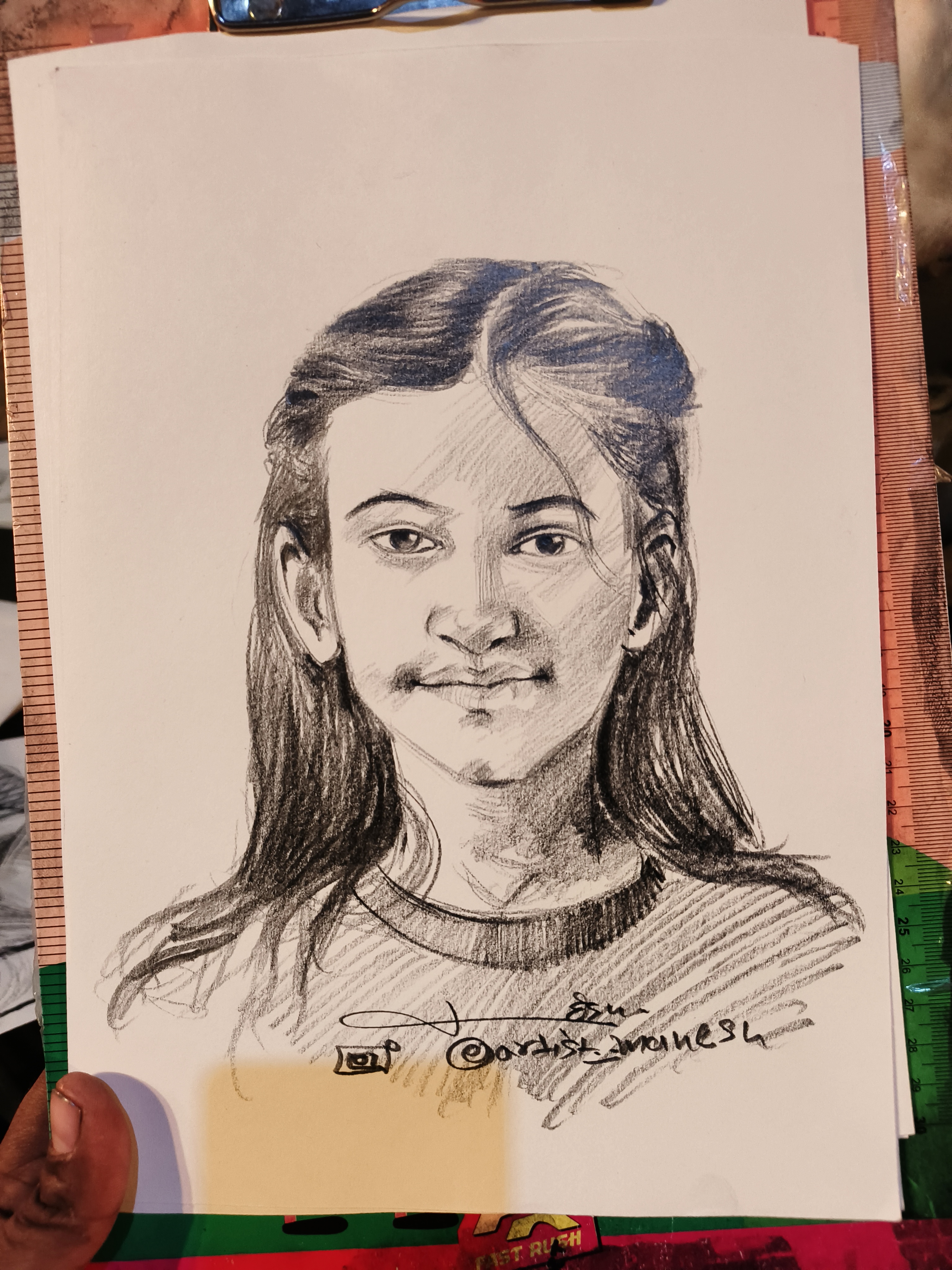 Live portrait artist at event